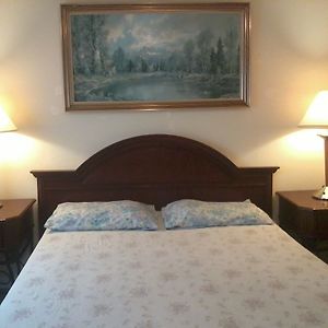 Hiland Terrace Hotel